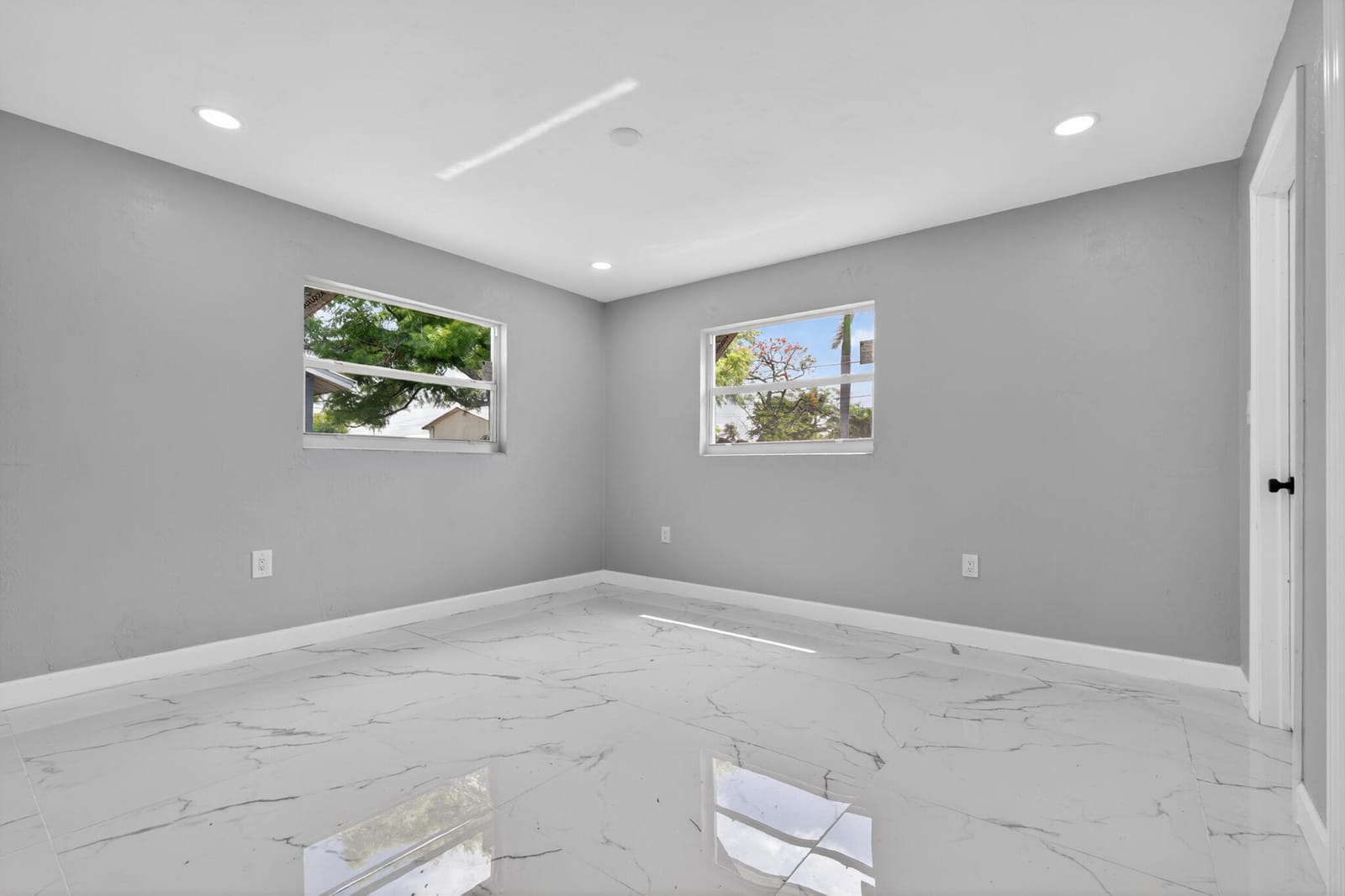 245 SW 11th Avenue, South Bay, FL 33493 photo 15