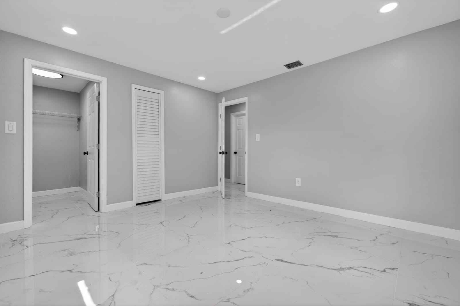245 SW 11th Avenue, South Bay, FL 33493 photo 16