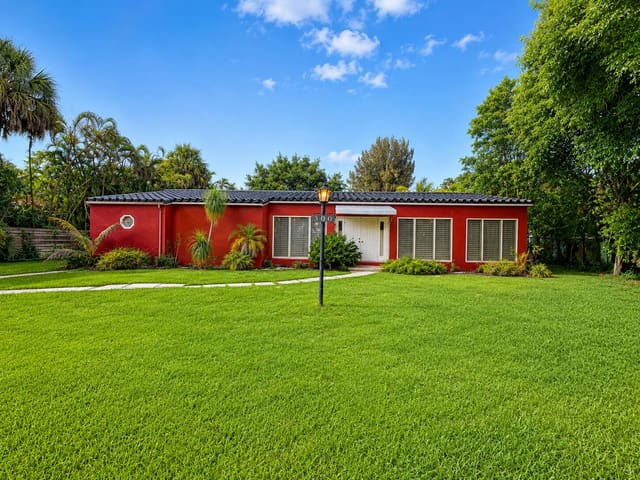 300 Bayberry Drive, Plantation, Plantation, FL