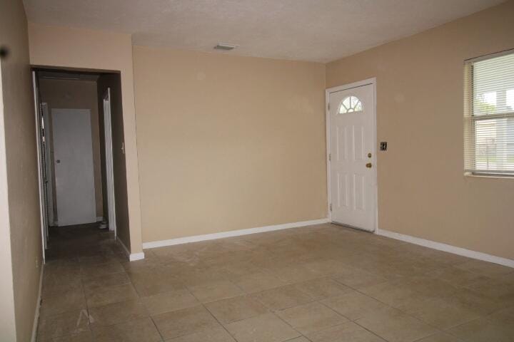 1417 W 32nd Street — photo 8