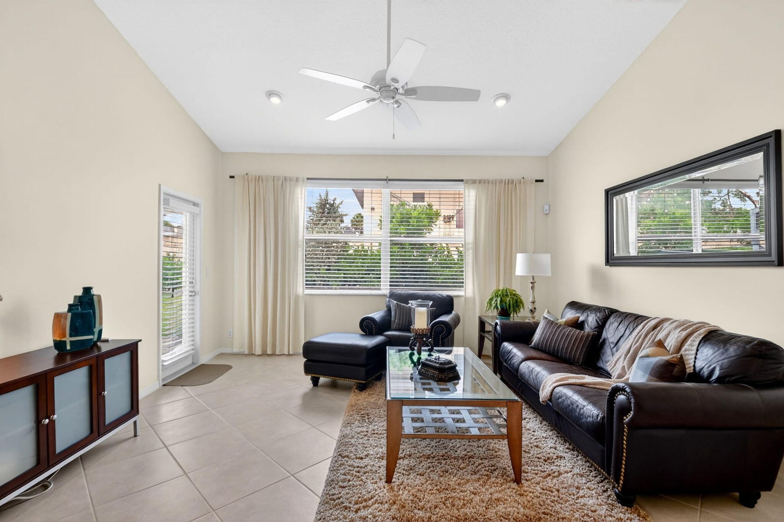 15239 Ixora Road — photo 9