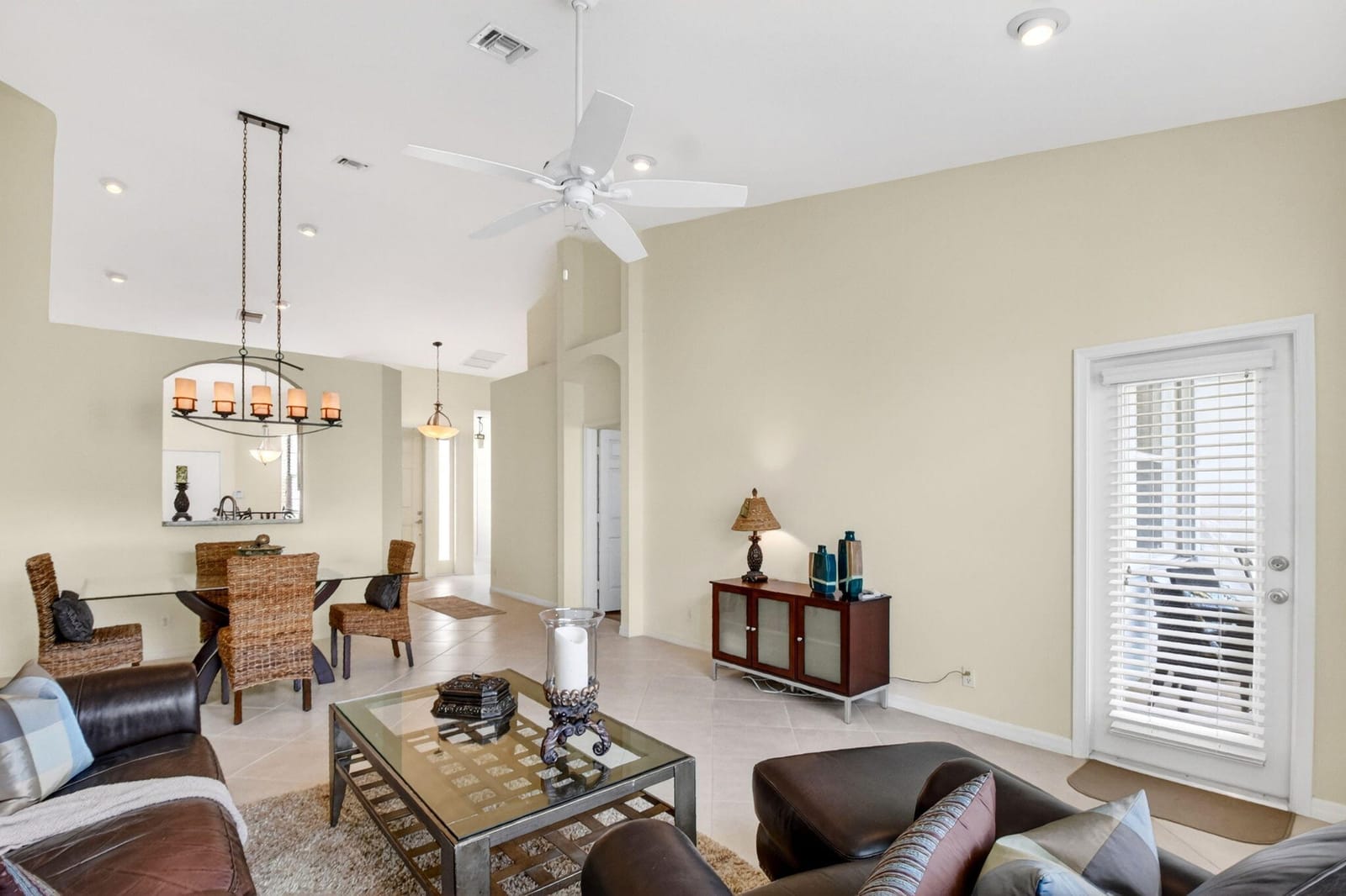 15239 Ixora Road — photo 10