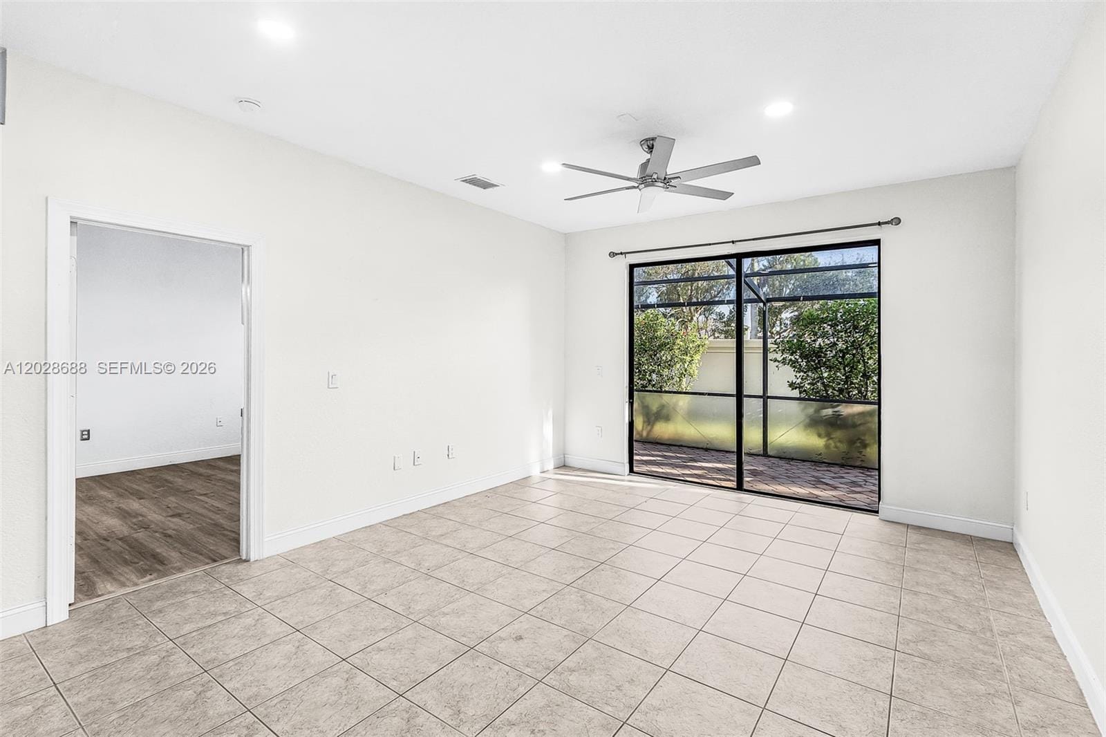 7542 Bristol Circle, Naples, FL 34120 photo 11