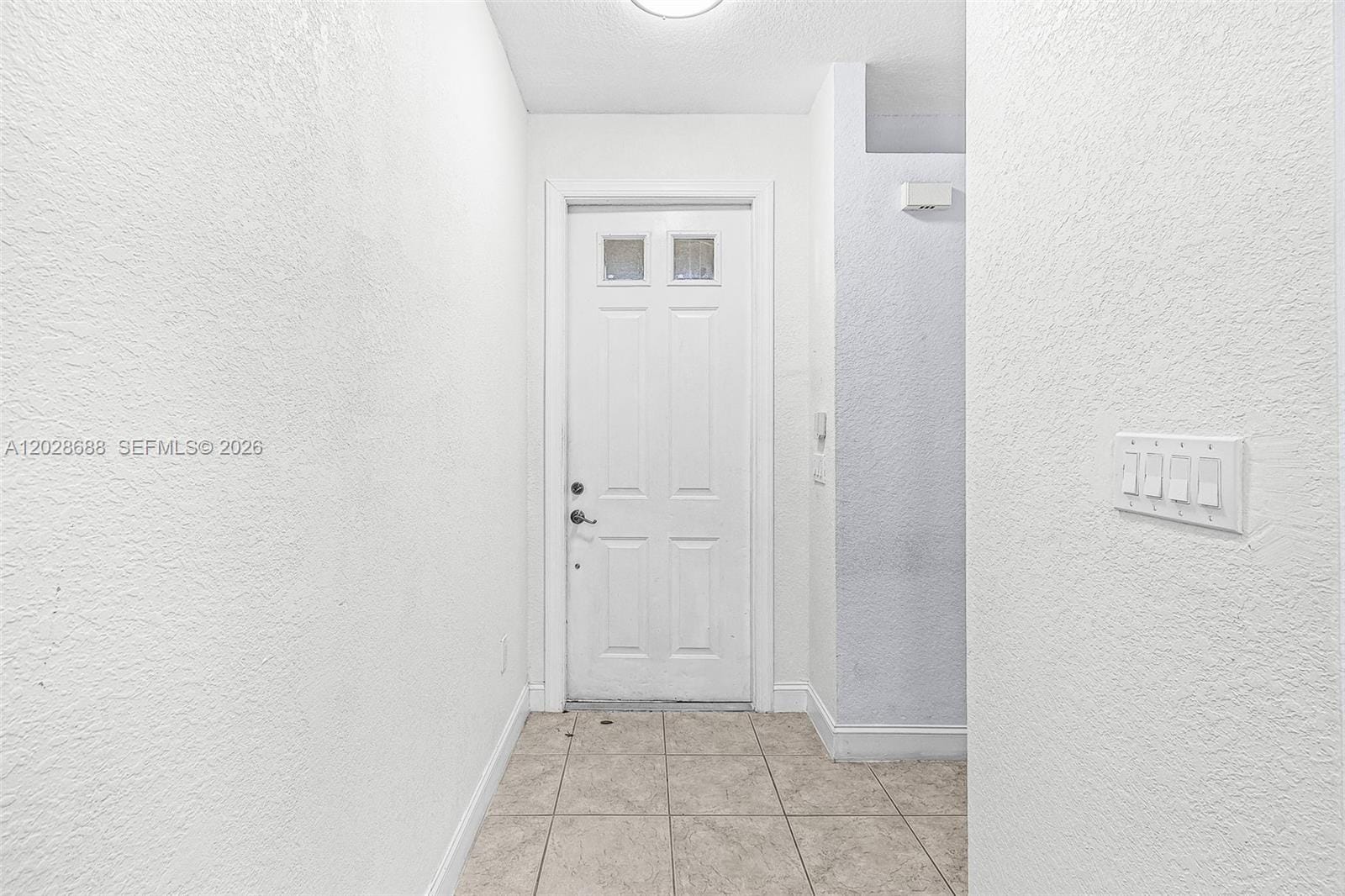 7542 Bristol Circle, Naples, FL 34120 photo 3