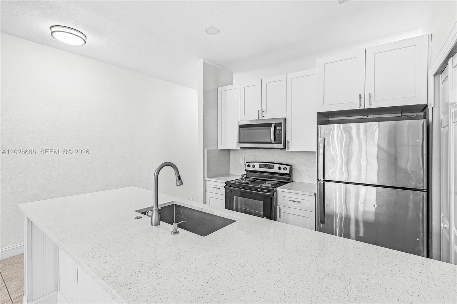7542 Bristol Circle, Naples, FL 34120 photo 6