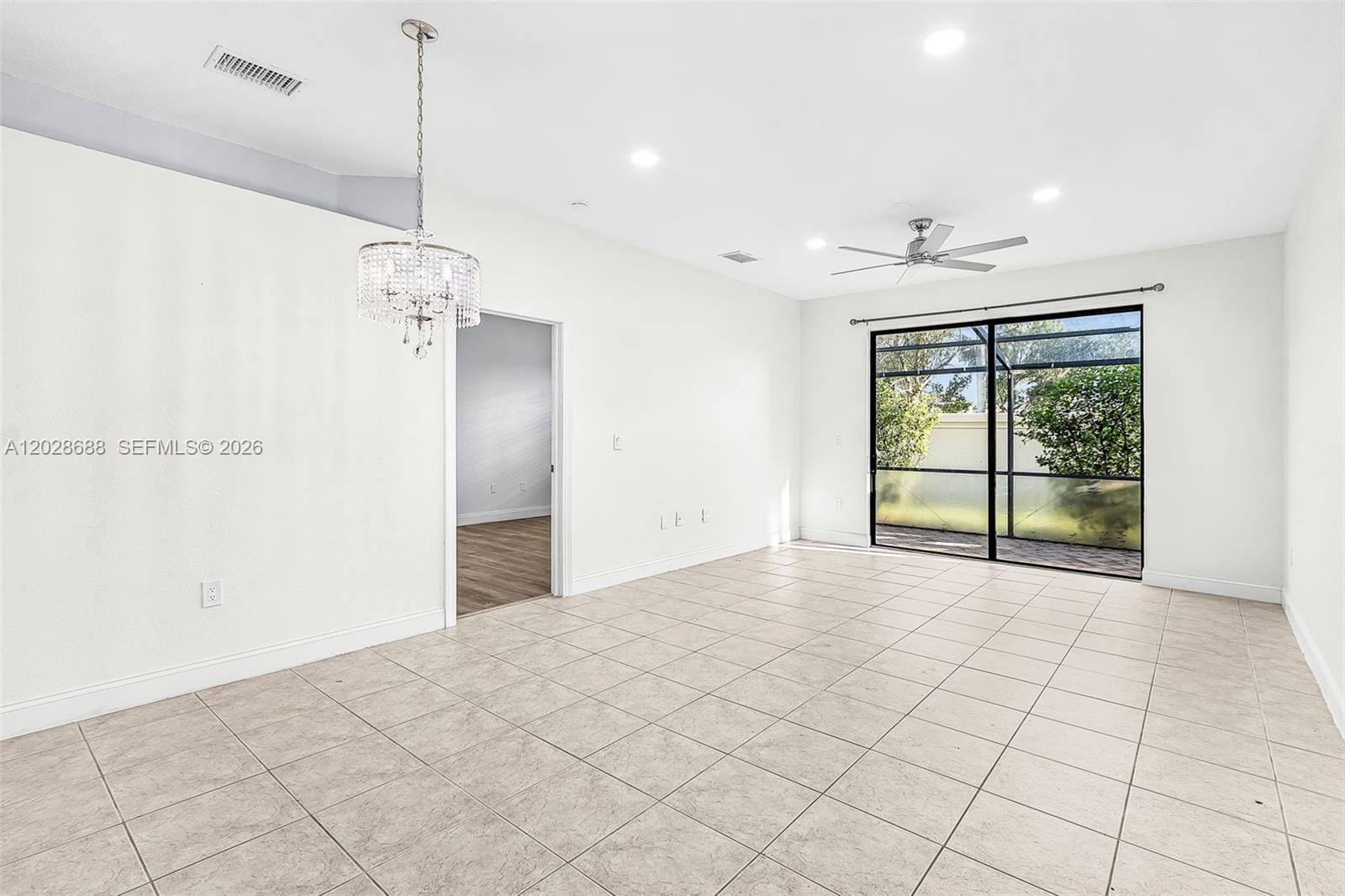 7542 Bristol Circle, Naples, FL 34120 photo 10