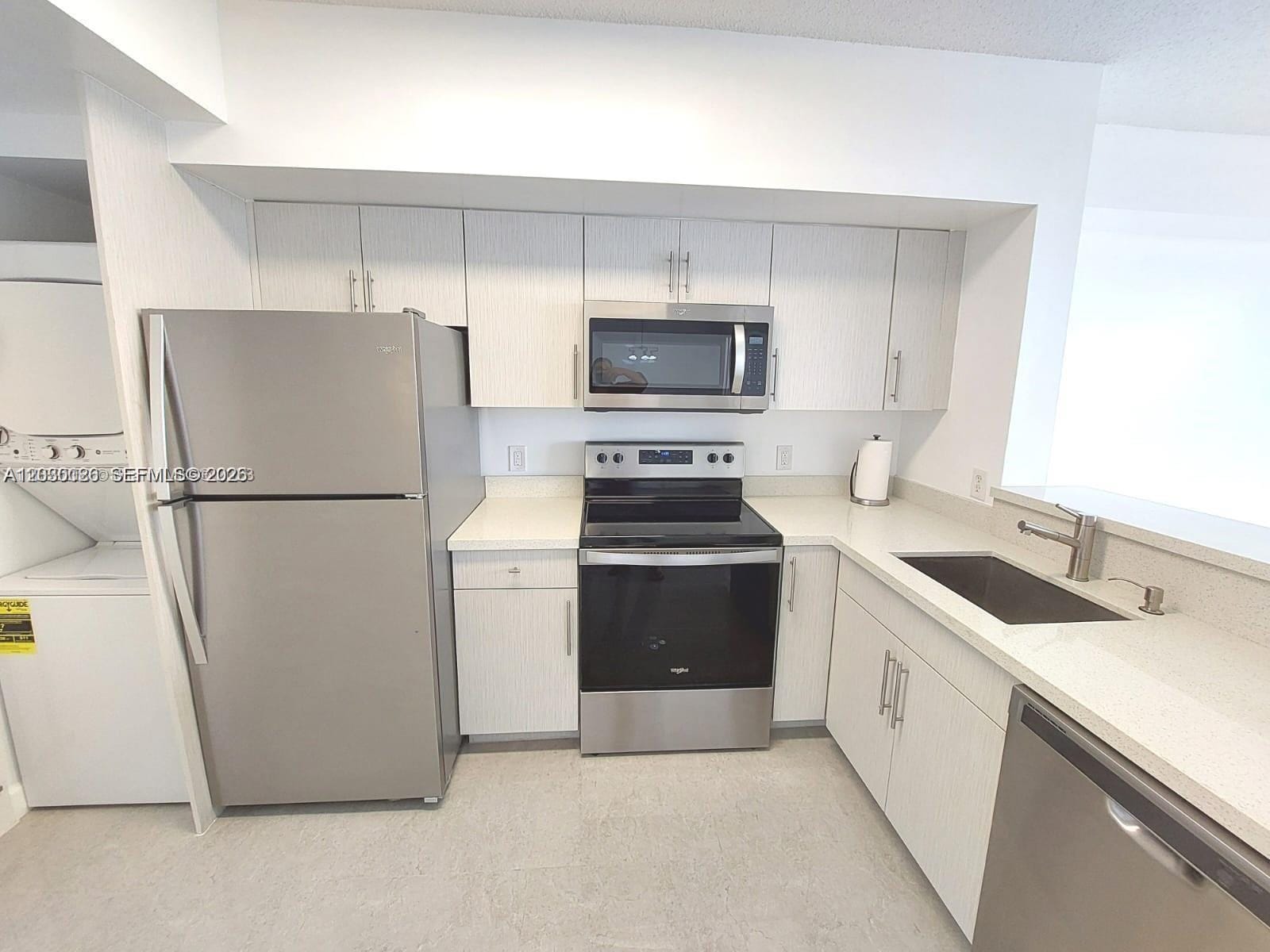 5077 NW 7th Street 1111, Miami, FL 33126 photo 11
