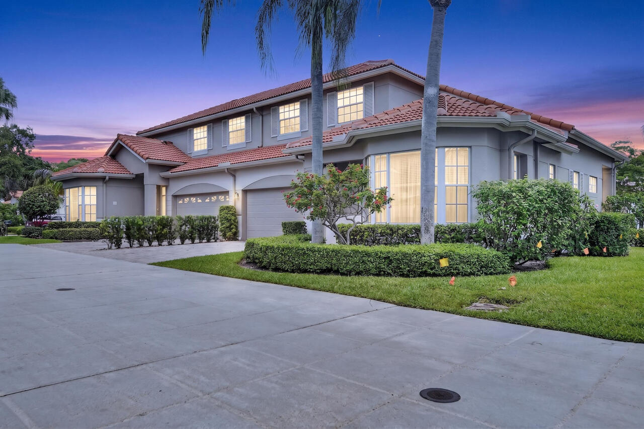 32 Monterey Pointe Drive, Palm Beach Gardens, FL 33418, Palm Beach Gardens