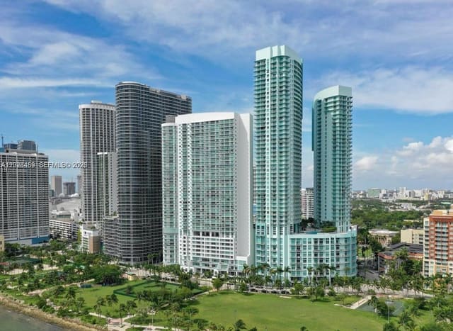 1900 N Bayshore Drive 2415, Quantum On The Bay, Miami, FL