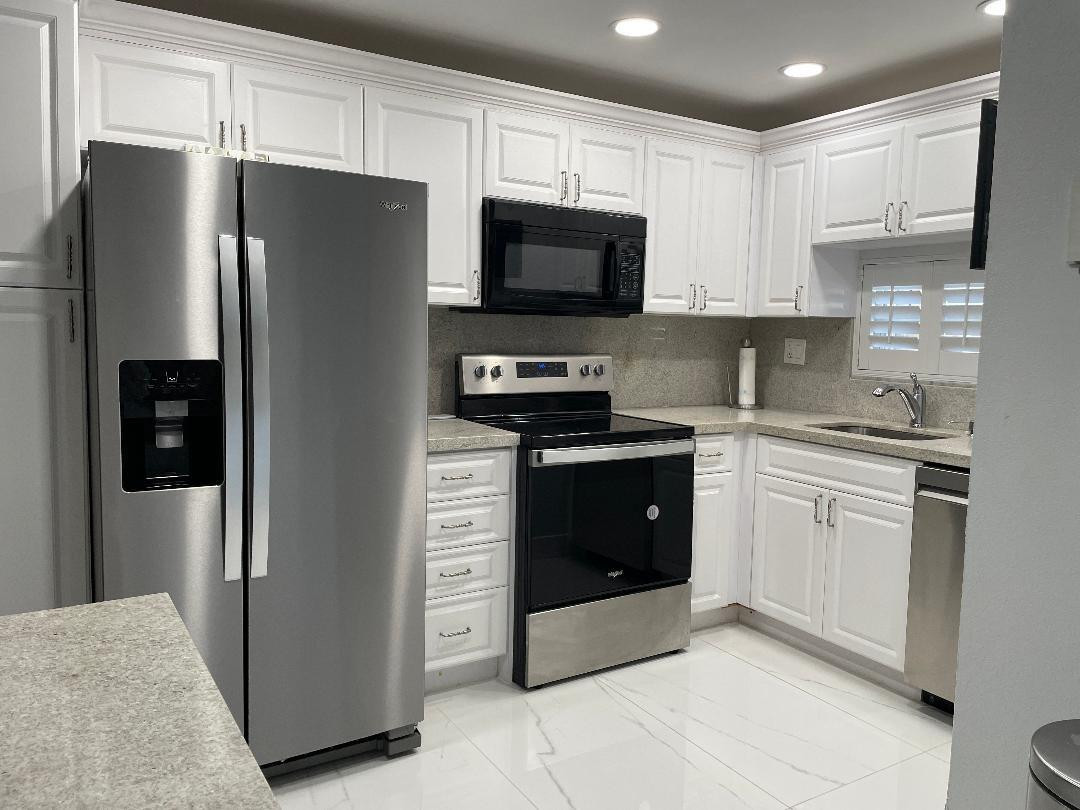 9420 S Hollybrook Lake Drive 102, Pembroke Pines, FL 33025, Pembroke Pines