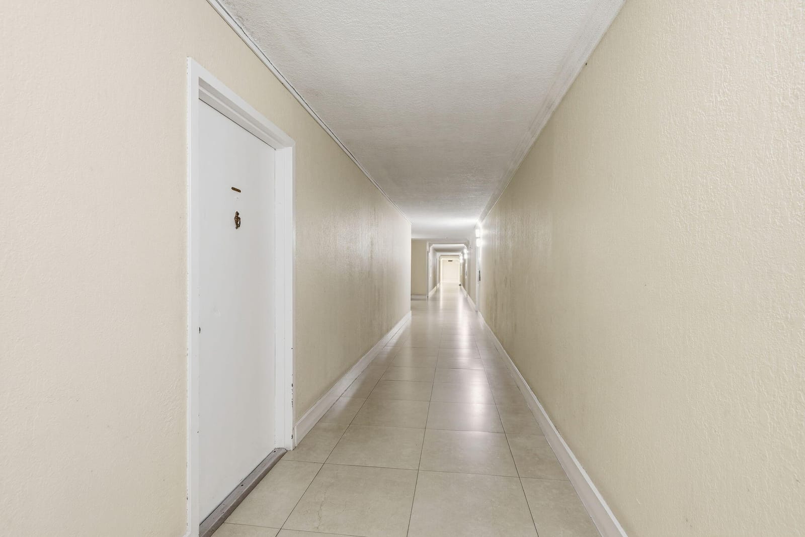 9360 Fontainebleau Boulevard Apt 310, Miami, FL 33172 photo 13