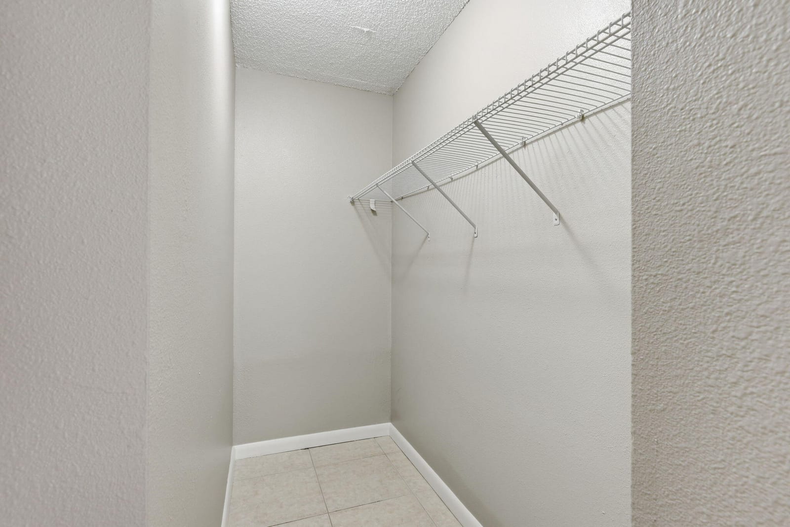9360 Fontainebleau Boulevard Apt 310, Miami, FL 33172 photo 22