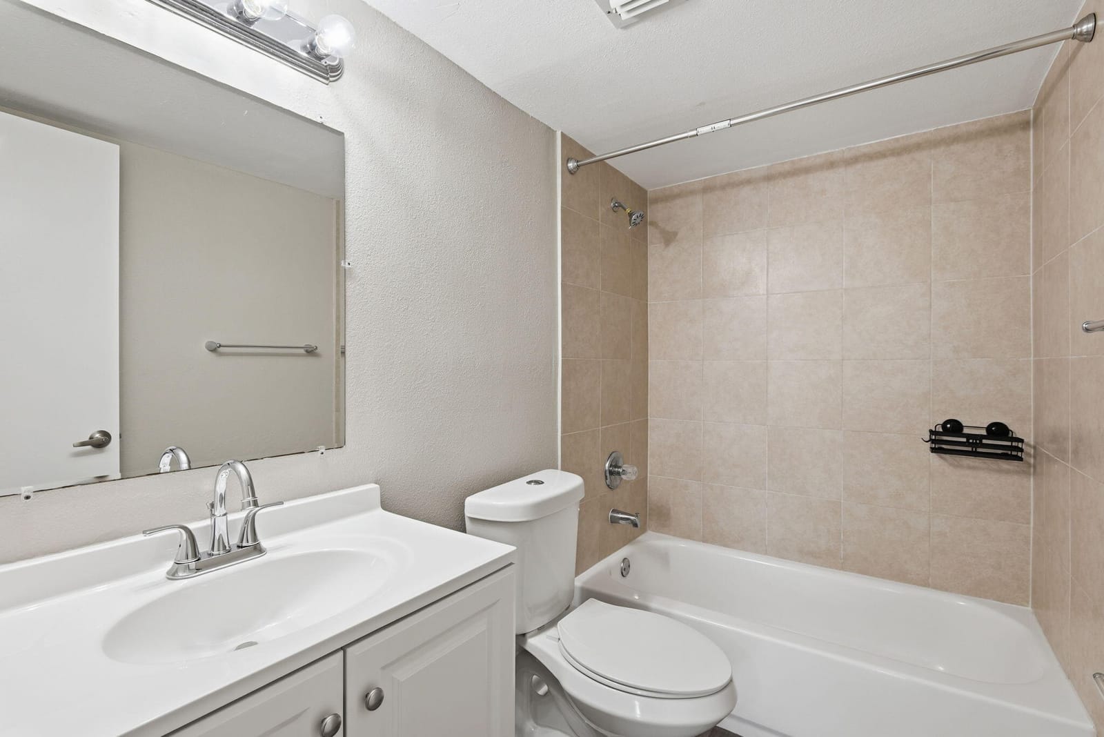 9360 Fontainebleau Boulevard Apt 310, Miami, FL 33172 photo 23