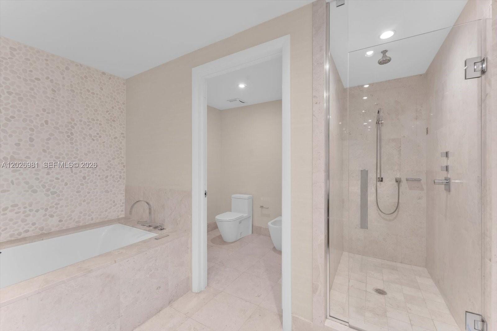 17121 Collins Avenue 3905, Sunny Isles Beach, FL 33160 photo 13
