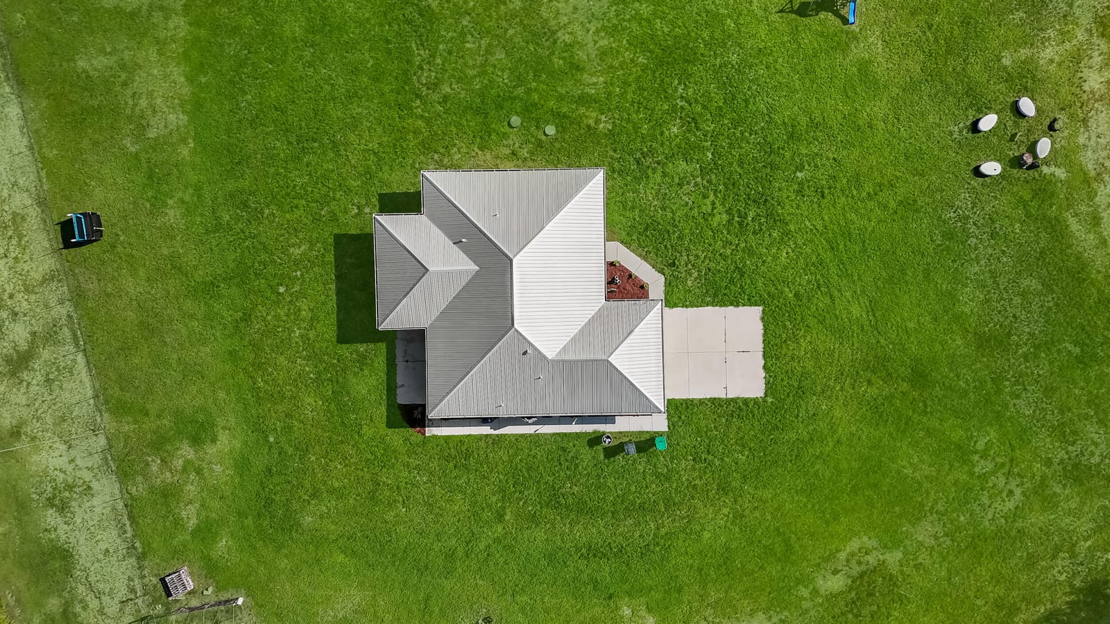 2872 Secretariat Drive — photo 2