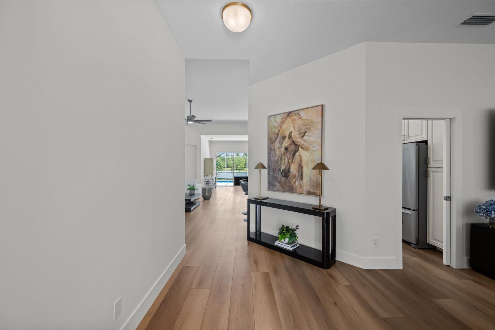 2057 Futana Way — photo 4