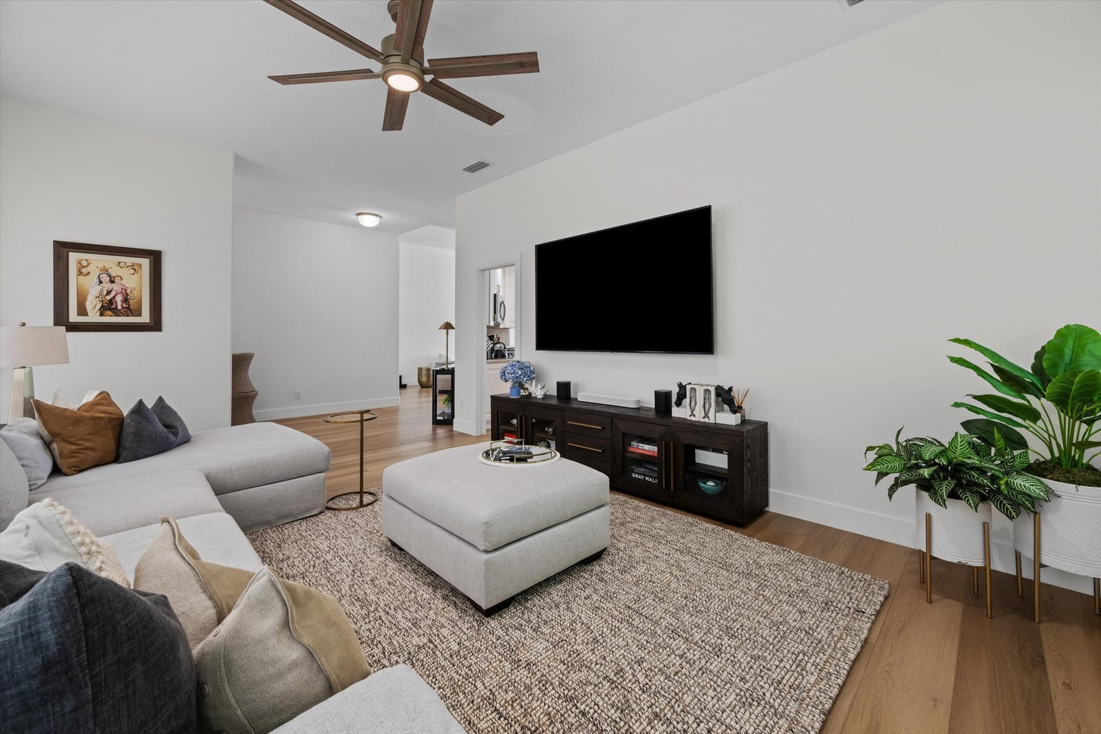 2057 Futana Way — photo 5