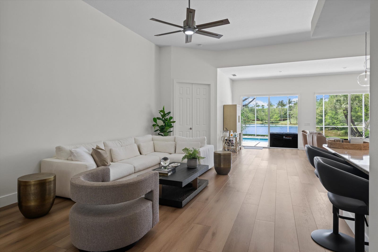 2057 Futana Way — photo 8