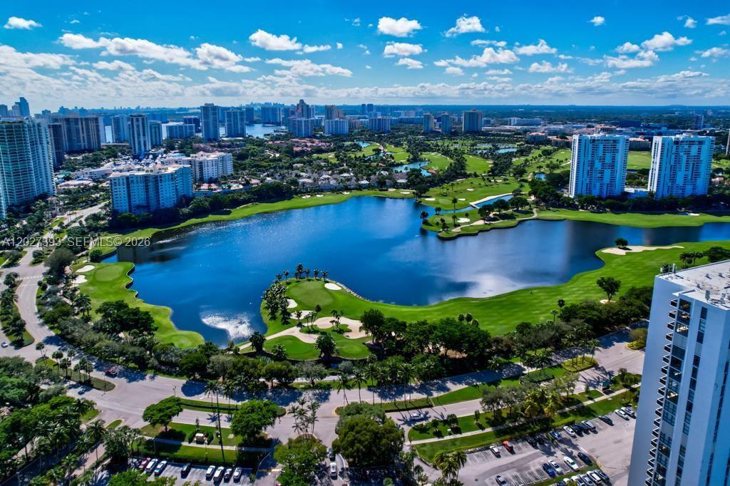 20505 E Country Club Drive 143, Aventura, FL 33180, Aventura