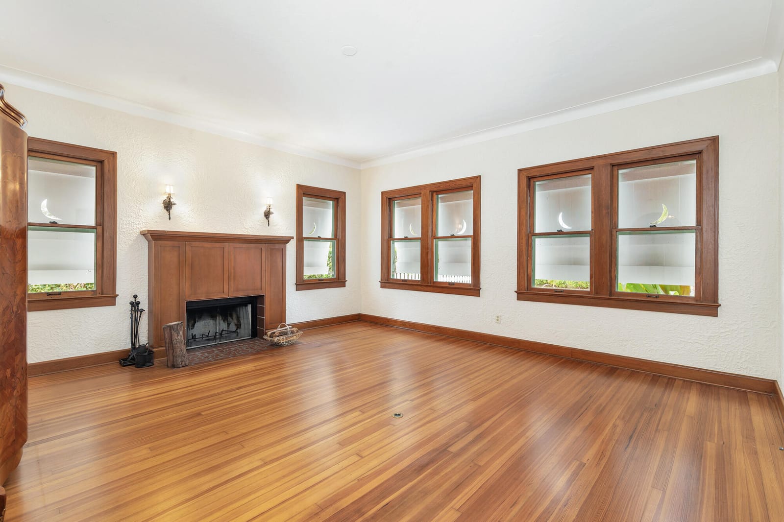 800 Kanuga Drive — photo 3