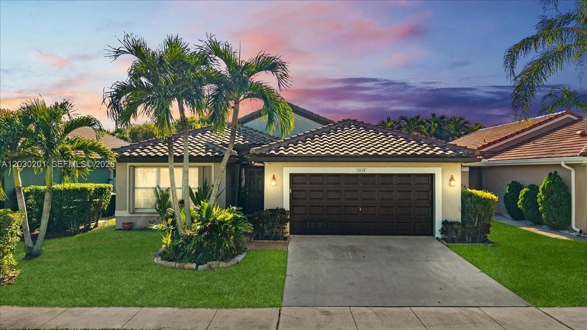 2010 NW 182nd Terrace, Pembroke Pines, FL 33029 photo 2