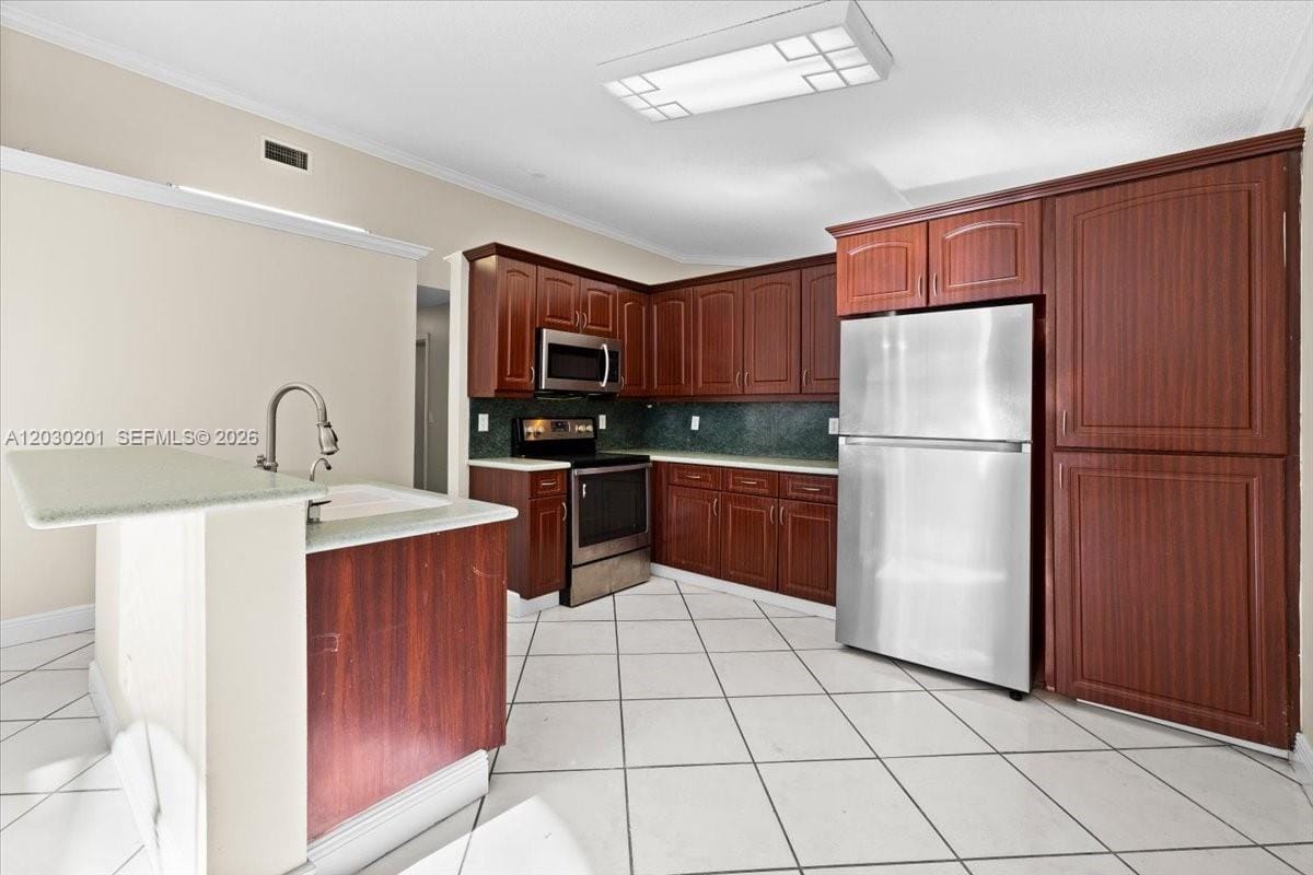 2010 NW 182nd Terrace, Pembroke Pines, FL 33029 photo 23