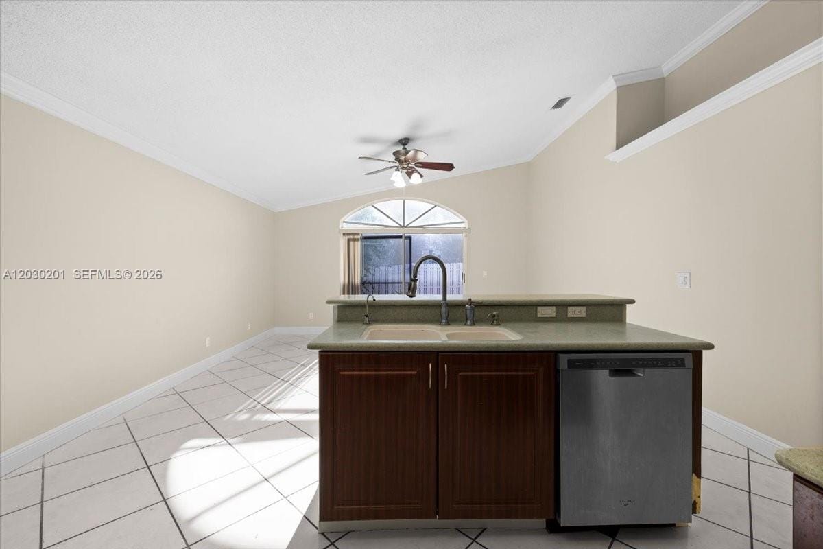 2010 NW 182nd Terrace, Pembroke Pines, FL 33029 photo 24