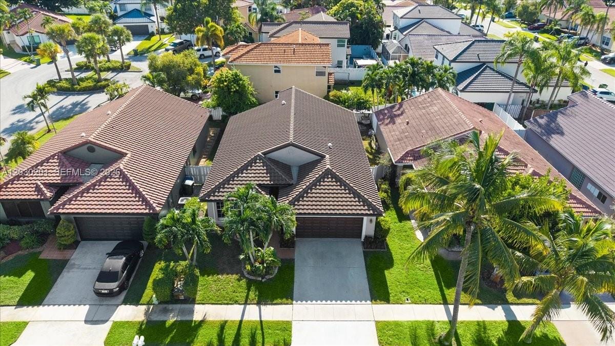 2010 NW 182nd Terrace, Pembroke Pines, FL 33029 photo 5