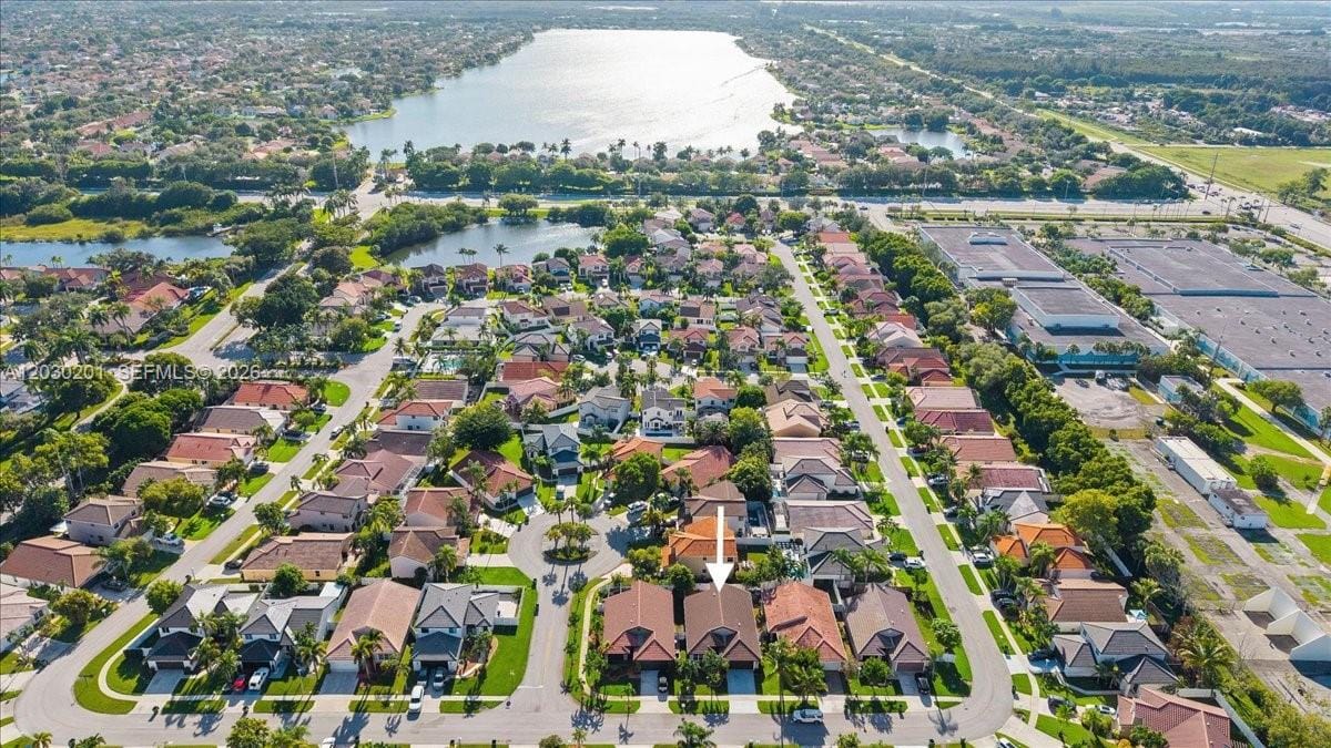 2010 NW 182nd Terrace, Pembroke Pines, FL 33029 photo 6