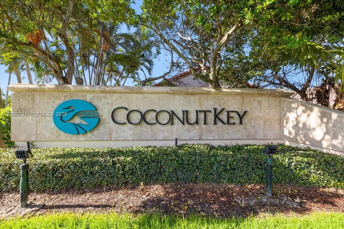 2010 NW 182nd Terrace, Pembroke Pines, FL 33029 photo 9
