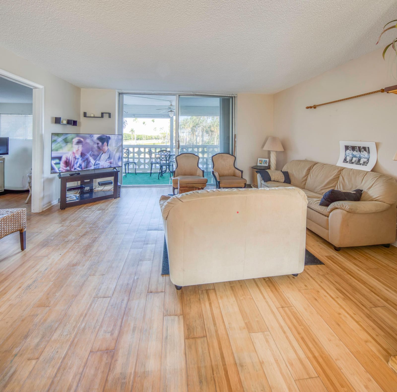 1 N Golfview Road 205 — photo 11