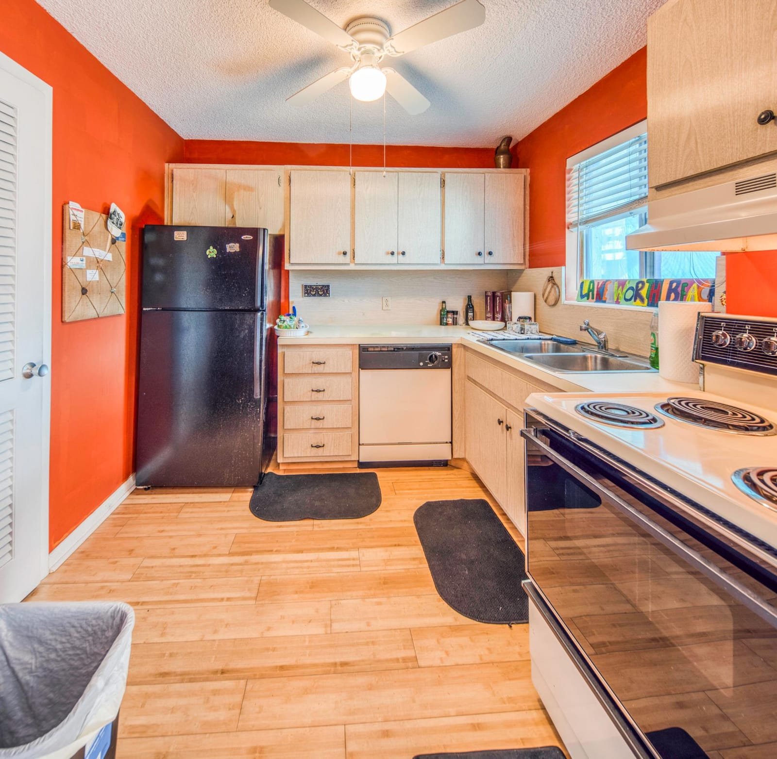 1 N Golfview Road 205 — photo 7