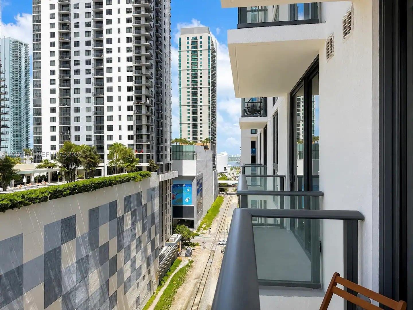 11 NE 6th Street 1212, Miami, FL 33132, Miami