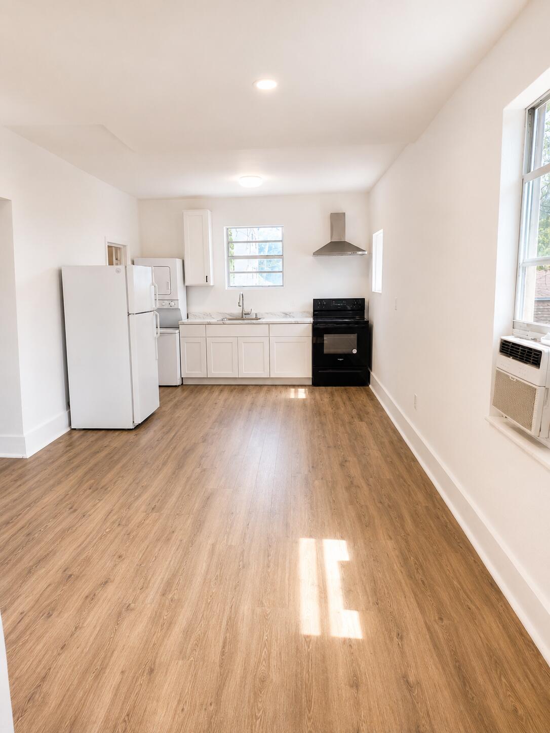 528 SW 3rd Street, Miami, FL 33130, Miami