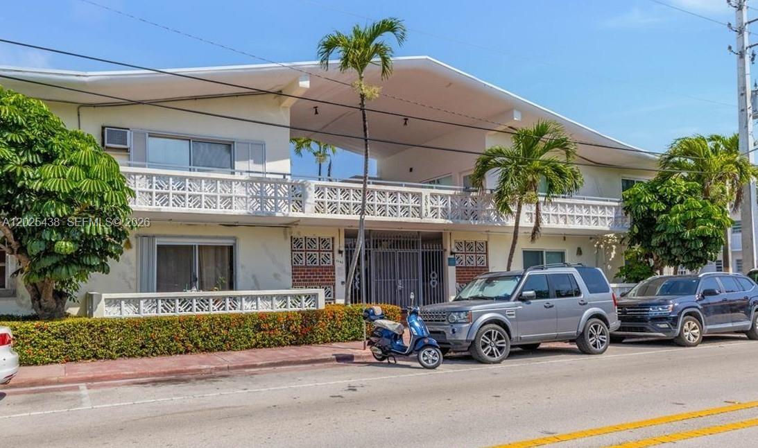 8040 Tatum Waterway Drive 2, Miami Beach, FL 33141, Miami Beach