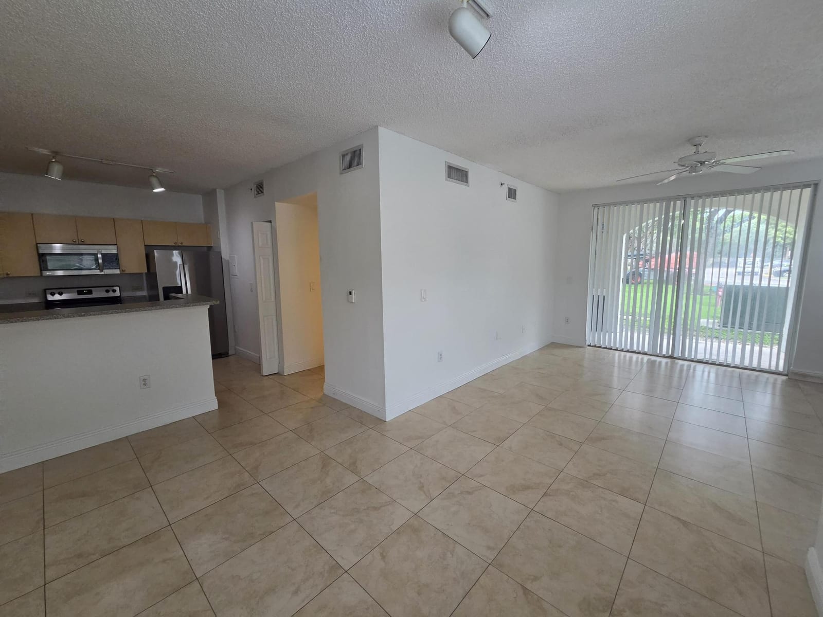 2201 W Preserve Way 107 — photo 5