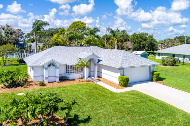 102 Miller Drive, Sebastian, FL 32958