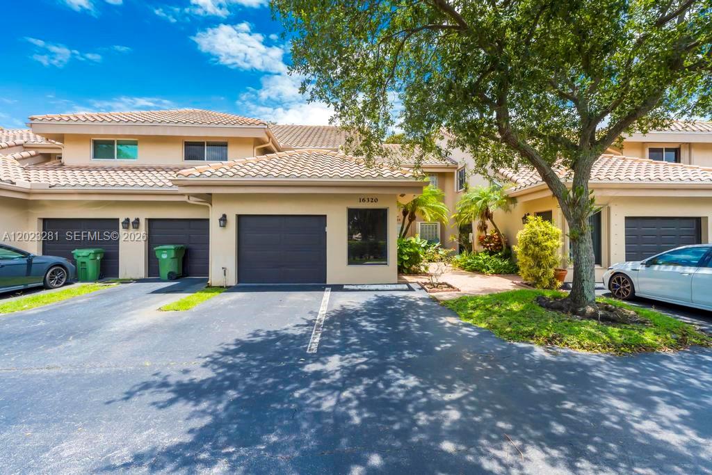16320 Malibu Drive 10, Weston, FL 33326, Weston