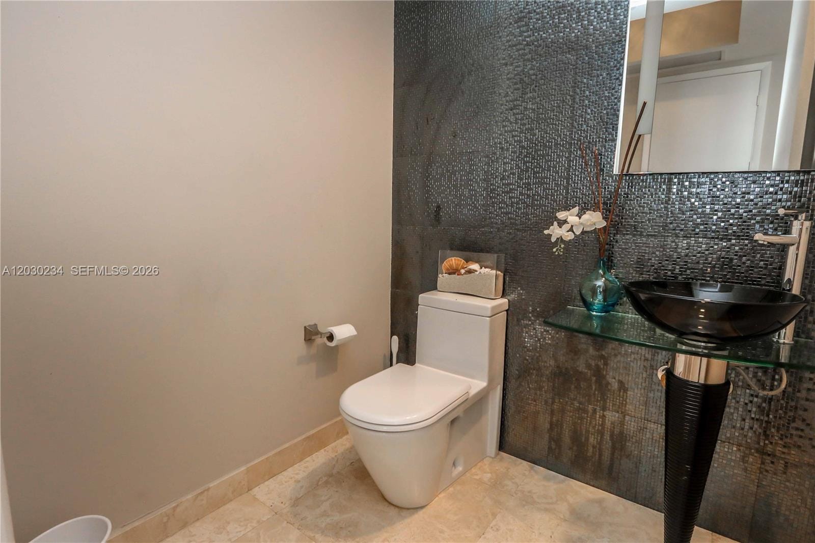 15901 Collins Avenue 2004, Sunny Isles Beach, FL 33160 photo 19