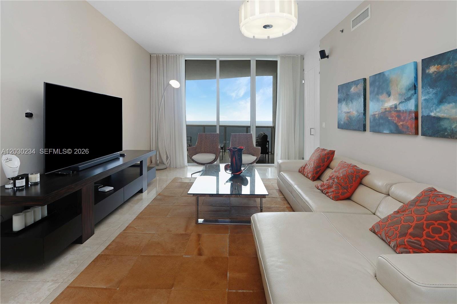 15901 Collins Avenue 2004 — photo 4