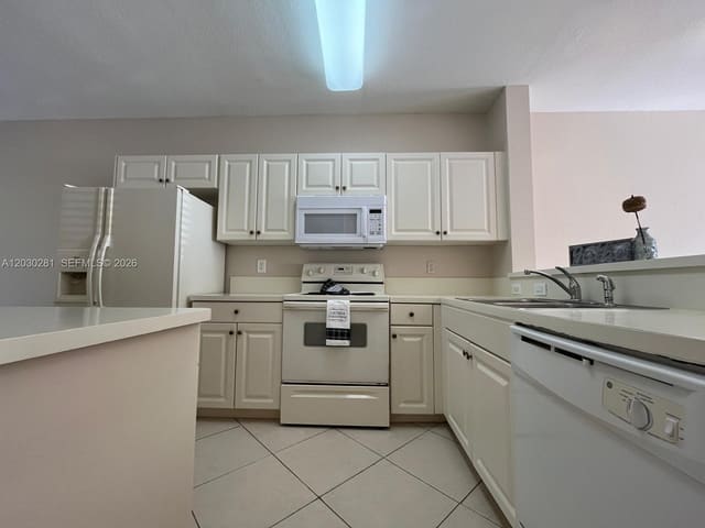1932 Alamanda Way 1932, Riviera Beach, FL 33404