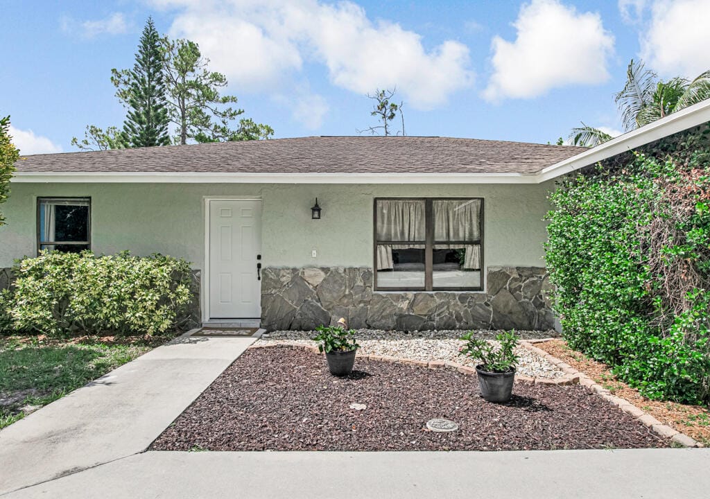 100 Greenwood Court, Royal Palm Beach, FL 33411 photo 11