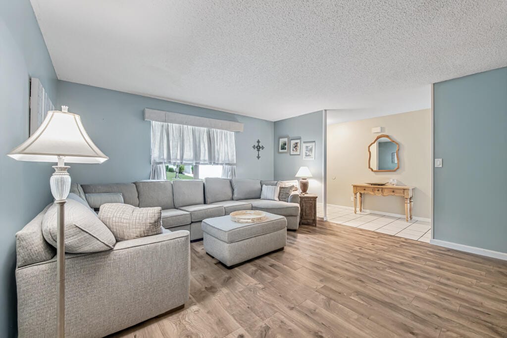 100 Greenwood Court, Royal Palm Beach, FL 33411 photo 15