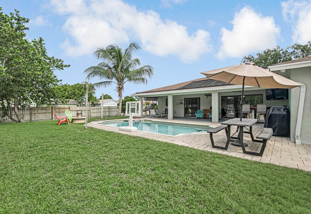 100 Greenwood Court, Royal Palm Beach, FL 33411 photo 6