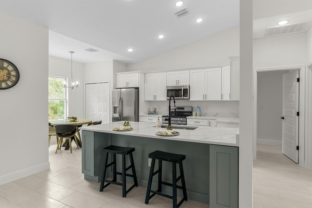 8216 104th Court, Vero Beach, FL 32967 photo 12