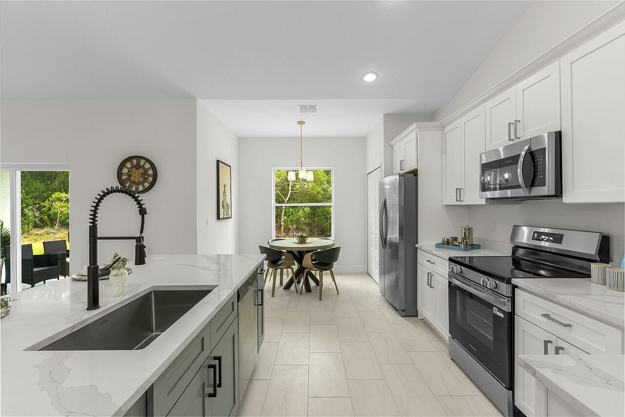 8216 104th Court, Vero Beach, FL 32967 photo 17