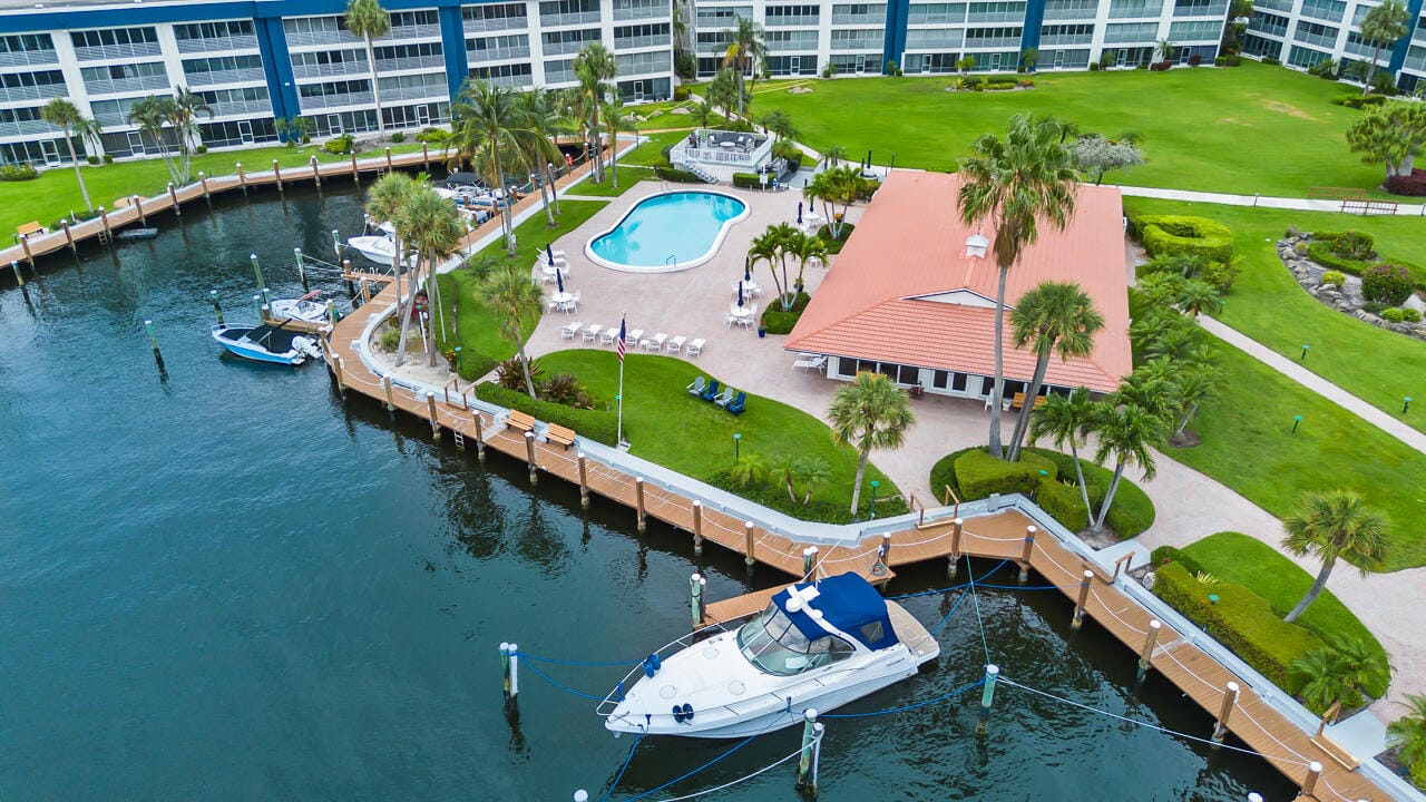 3351 Spanish Trail 115, Delray Beach, FL 33483 photo 2