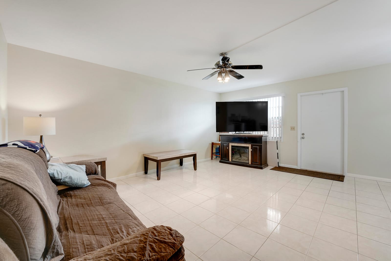 1011 Exeter, Boca Raton, FL 33434 photo 2