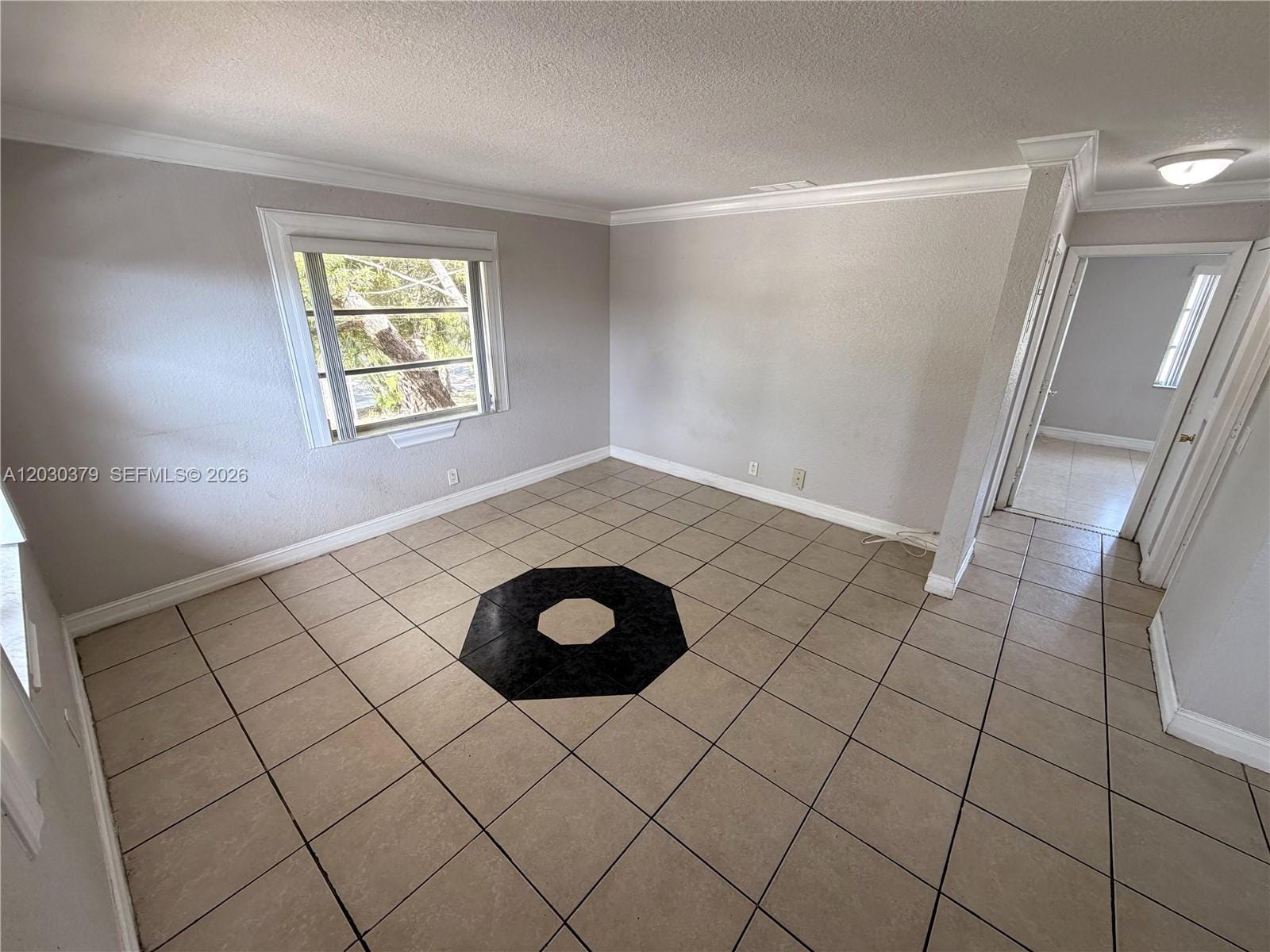412 Lakeside Drive 223 — photo 2