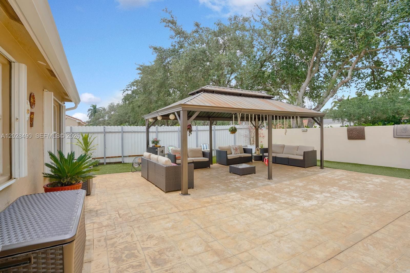 1910 SW 135th Way, Miramar, FL 33027 photo 4